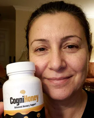 CogniHoney customer at home